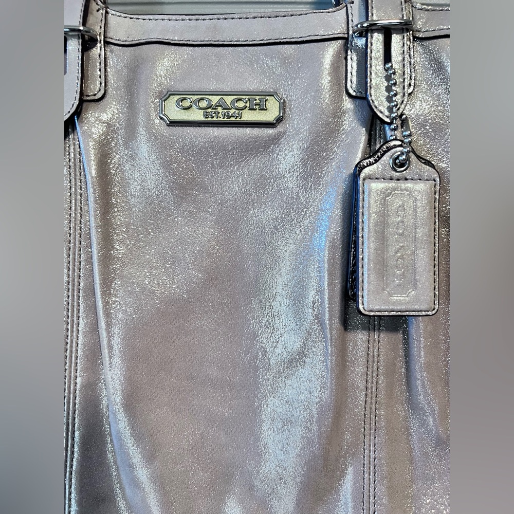 Coach-Hampton Metallic Pink/Beige Laguna Tote - Picture 6 of 16
